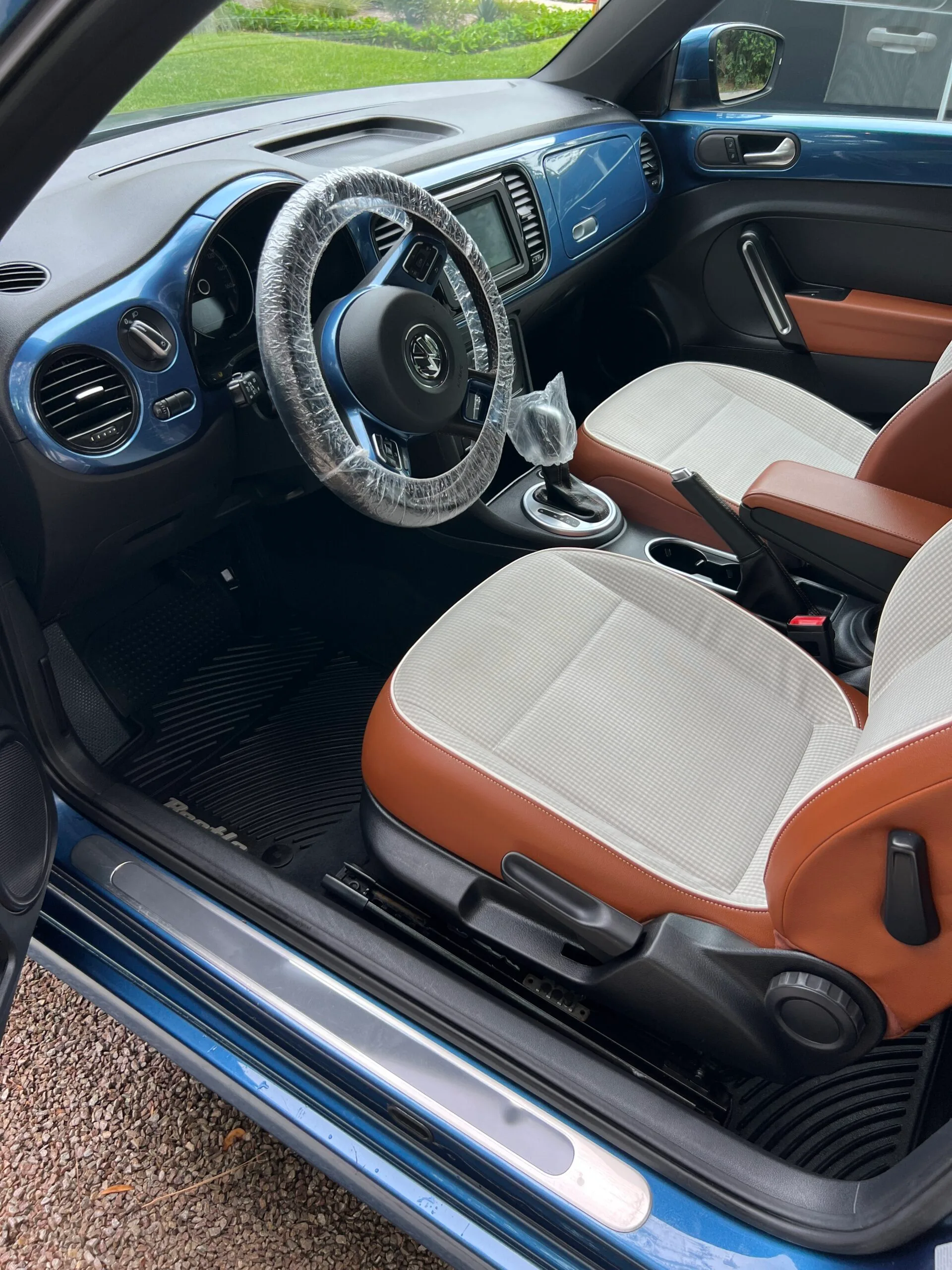 mobile interior detailing houston stain removal and odor treatment