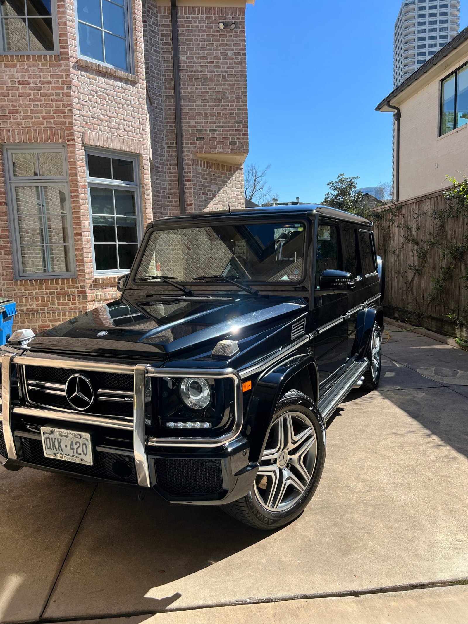 luxury vehicle mobile detailing in River Oaks