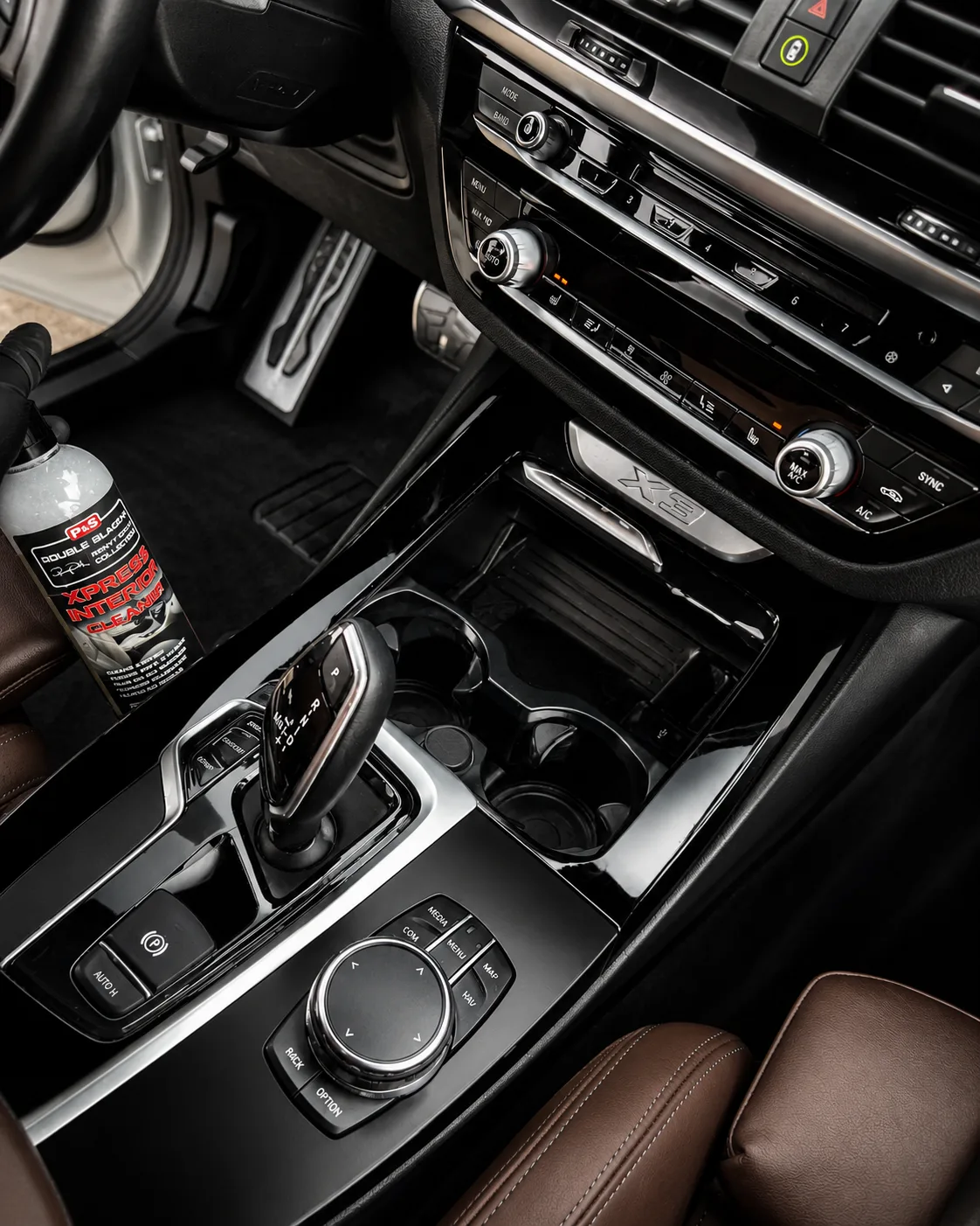 Recurring car detailing service in Houston for premium vehicles