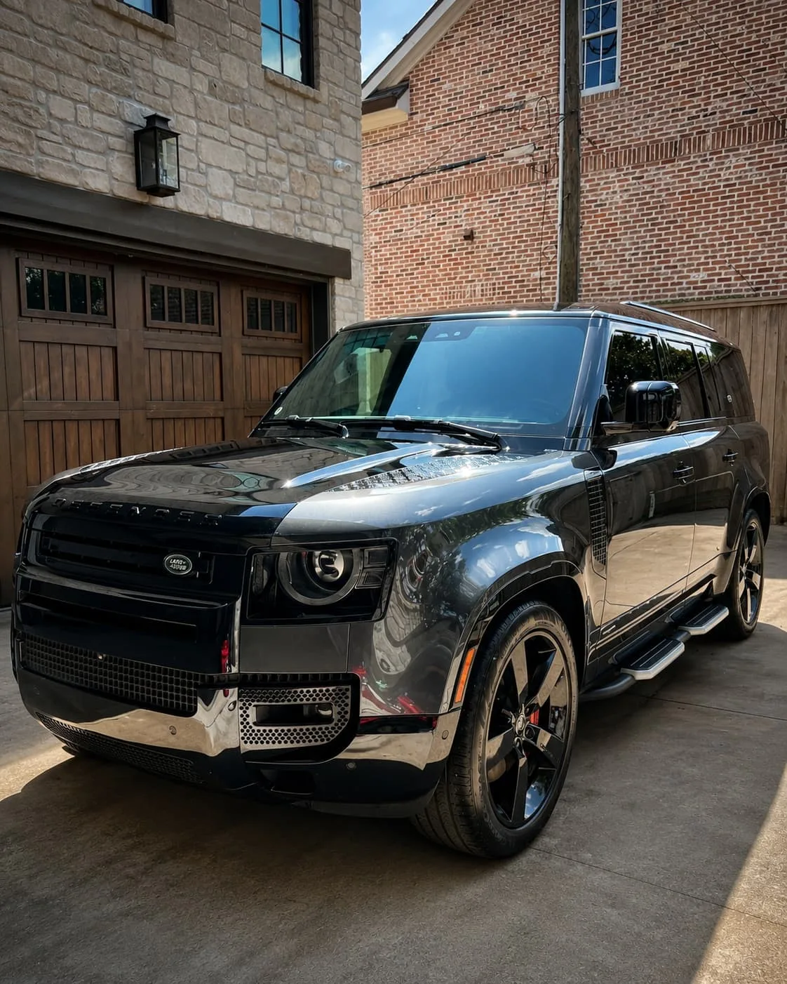 land-rover-defender-detailing-houston Land Rover Defender after luxury mobile detailing by Azul Auto Detailing