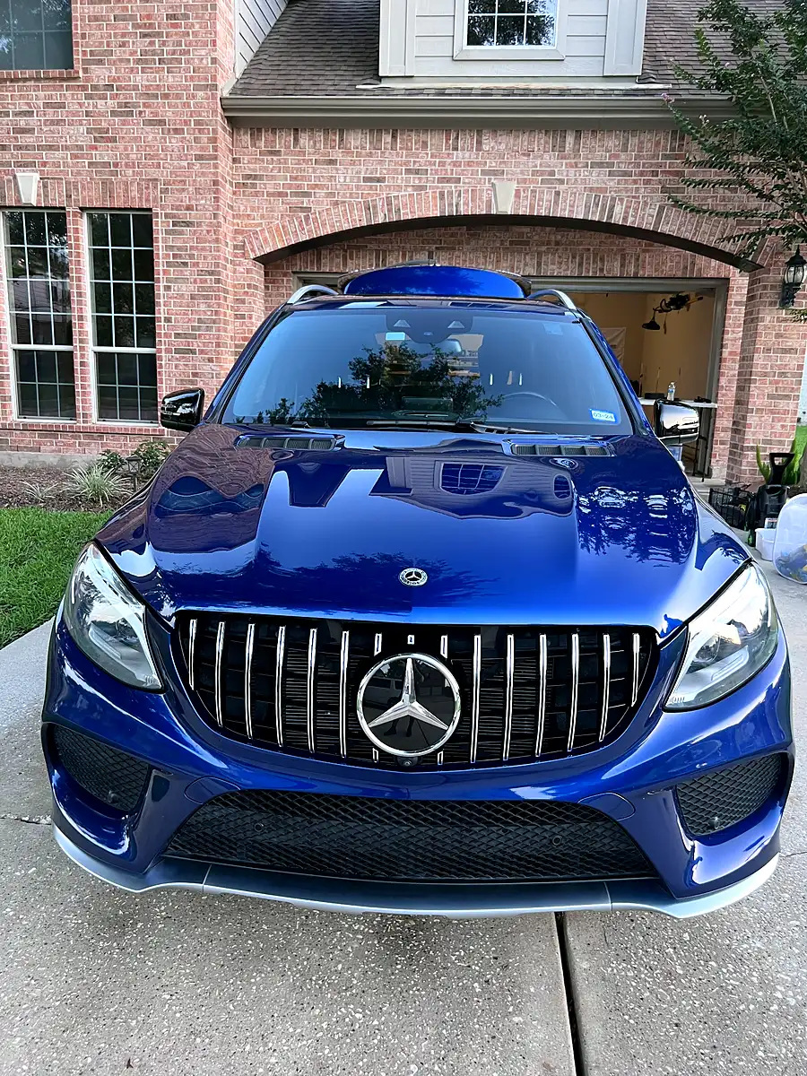Ceramic coating enhance gloss and protection on vehicle detailed in Pearland TX